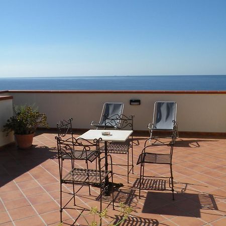 Terrazze Sul Mare Melito Di Porto Salvo Hotel Luaran gambar