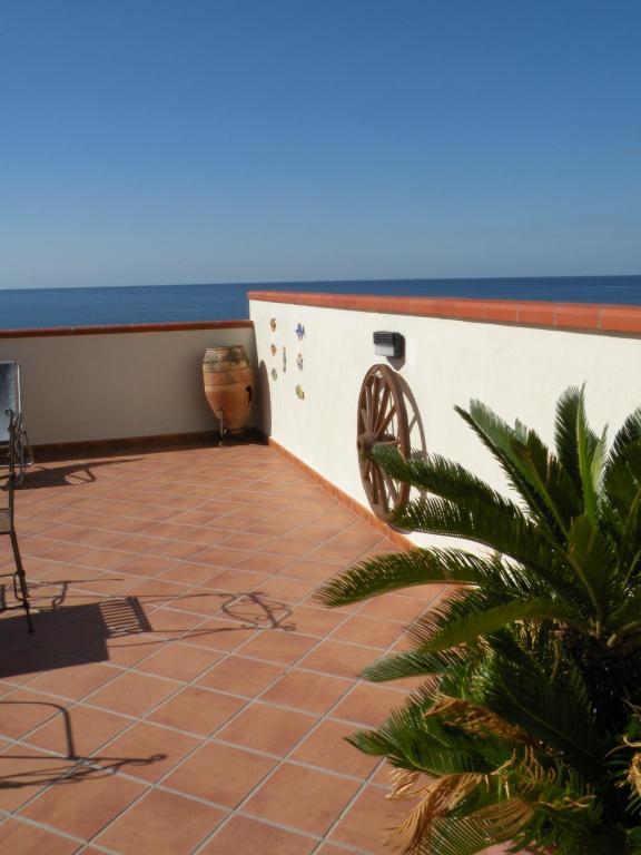 Terrazze Sul Mare Melito Di Porto Salvo Hotel Luaran gambar